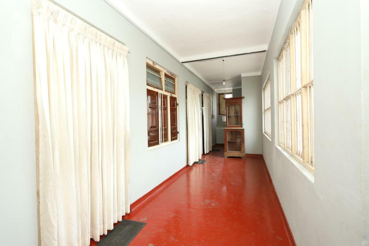 Jaffna Premier Inn Zewnętrze zdjęcie